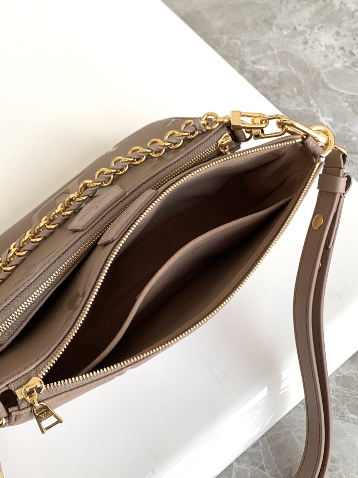 Handbag Louis Vuitton 80399 size 23.5×13×4.5 cm