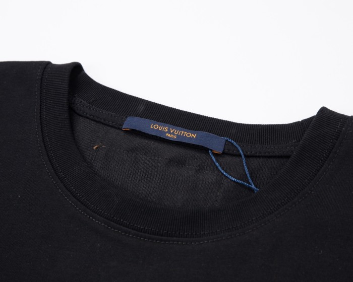 Clothes Louis Vuitton 23