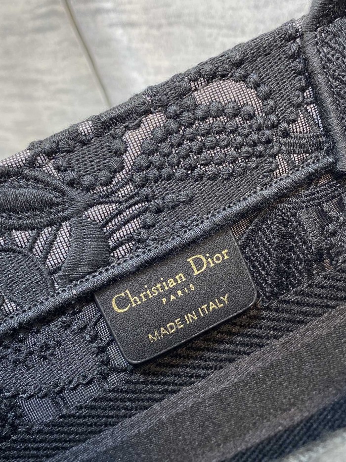 Handbag Dior size 26*8*22 cm