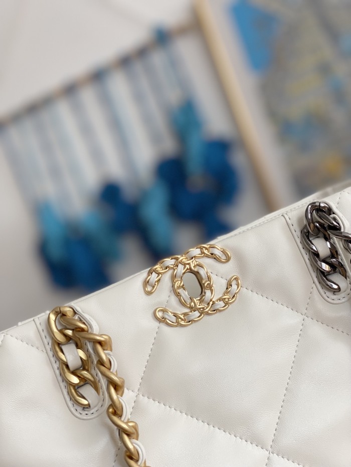 Handbag Chanel AS3660 size 24*41*10.5 cm