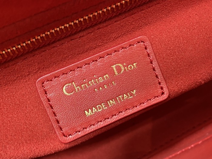 Handbag Dior size 20 cm