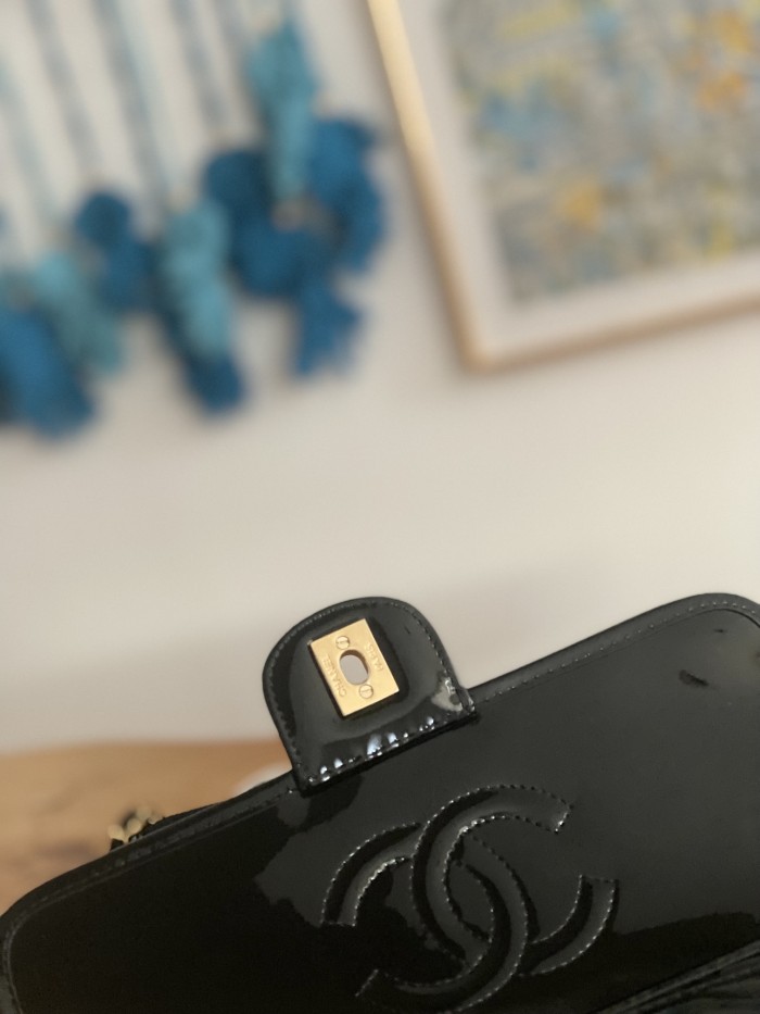 Handbag Chanel AS3653 size 25x21.5x7 cm