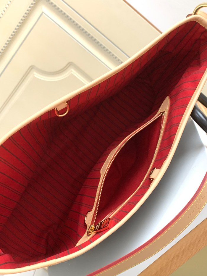 Handbag Louis Vuitton M50156 size 41.0×33.0×15.0 cm