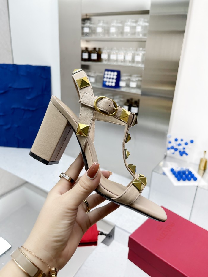 VALENTINO GARAVANI Roman Stud WOMEN 14