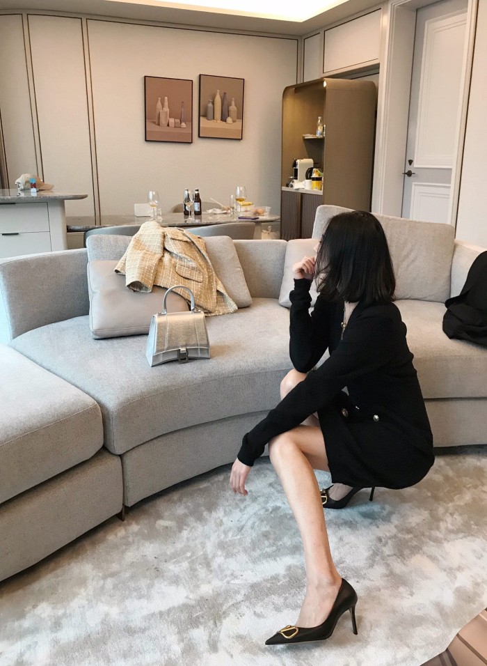 VALENTINO GARAVANI Roman Stud BOOT WOMEN 32