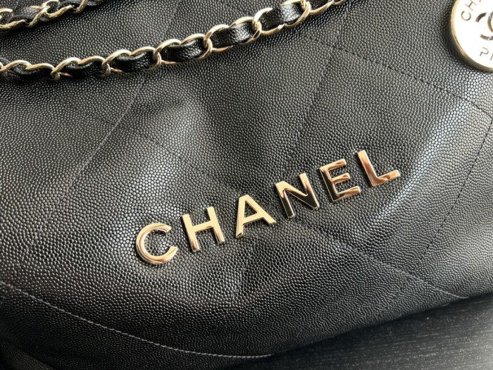 Handbag Chanel size 39cmx42cmx8 cm