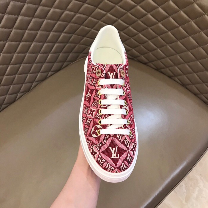 Louis Vuitton Low Top sneaker 43