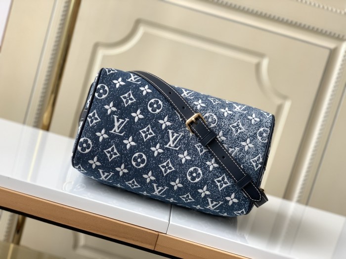 Handbag Louis Vuitton M59609 size 25 x 19 x 15 cm