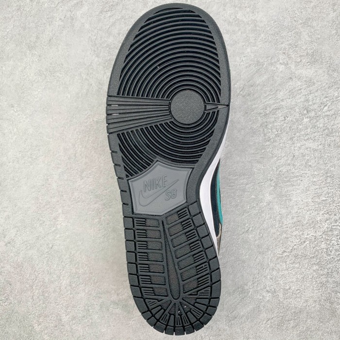 Nike Dunk SB Low Atmos Elephant