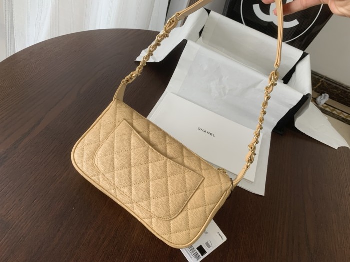 Handbag Chanel 50920 size 25cmx14cmx5 cm