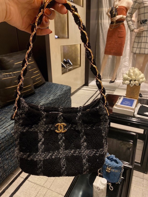 Handbag Chanel AS3562 size 17.5*24*6* cm