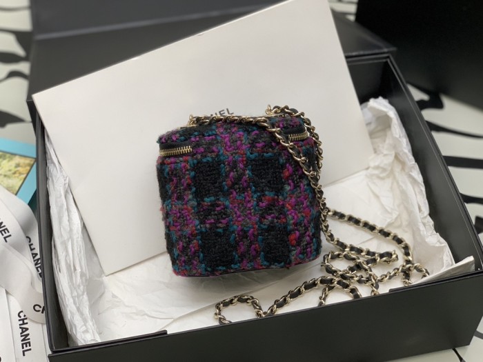 Handbag Chanel 99218 size 8.5*11*7* cm