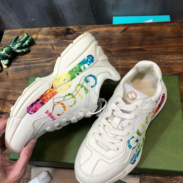 Gucci Rhyton sneaker 24
