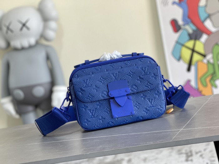 Handbag Louis Vuitton M58489 M58488 size 22 x 18 x 8cm