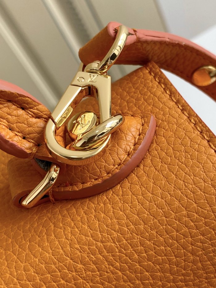 Handbag Louis Vuitton M57090 size 29.0×21.0×12 cm