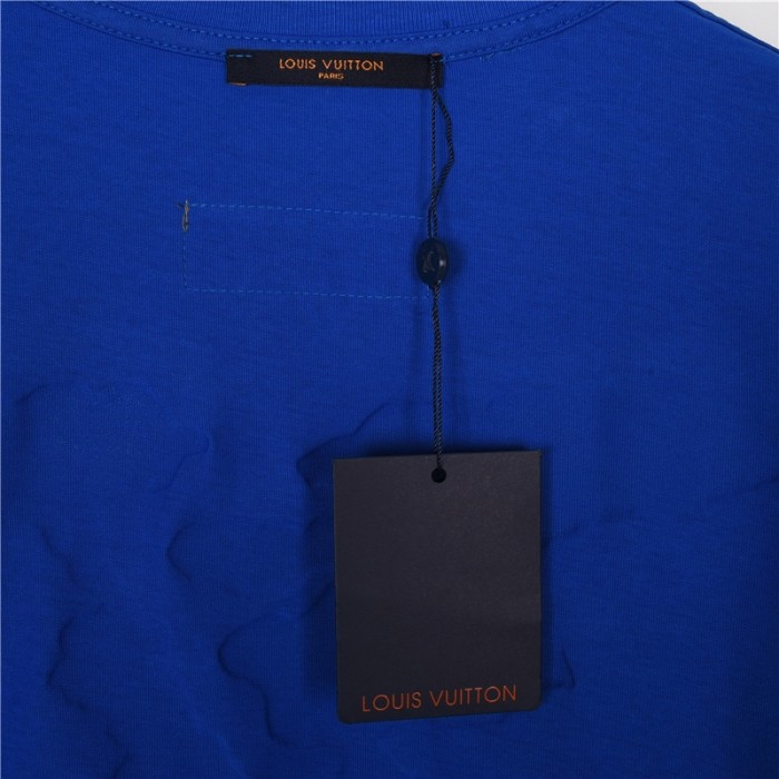 Clothes Louis Vuitton 137