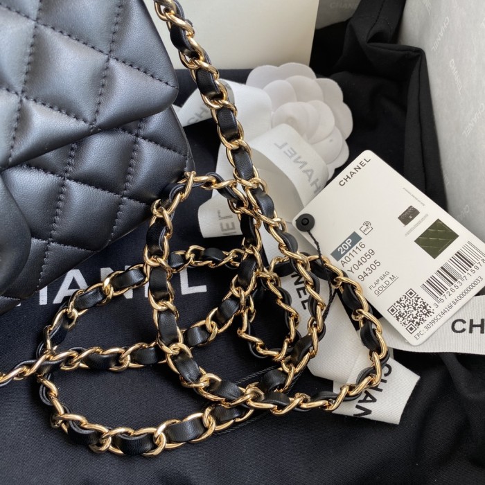 Handbag Chanel size 20 cm
