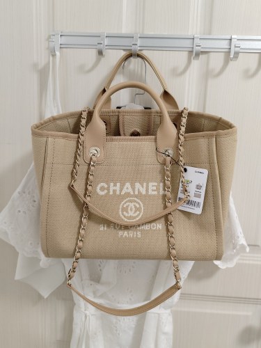 Handbag Chanel size 38 cm