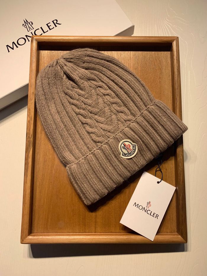Hat Moncler 3