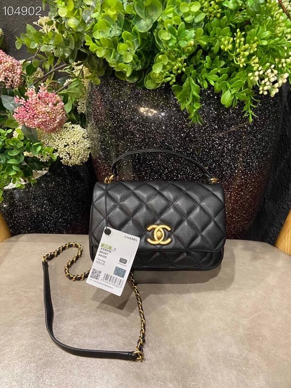 Handbag Chanel S9936 size 11×19×5 cm