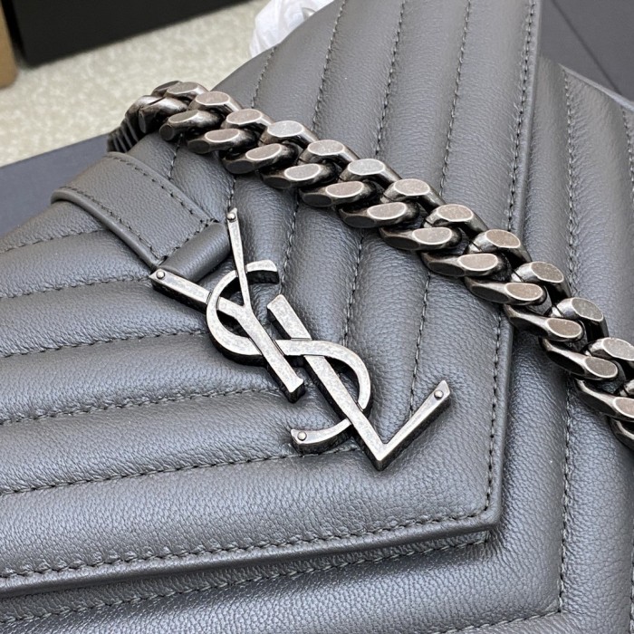 Handbags SAINT LAURENT 392737 size 24x17x6 cm