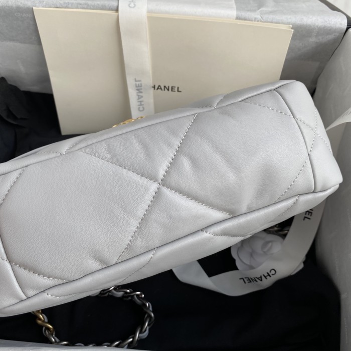 Handbag Chanel size 26 cm