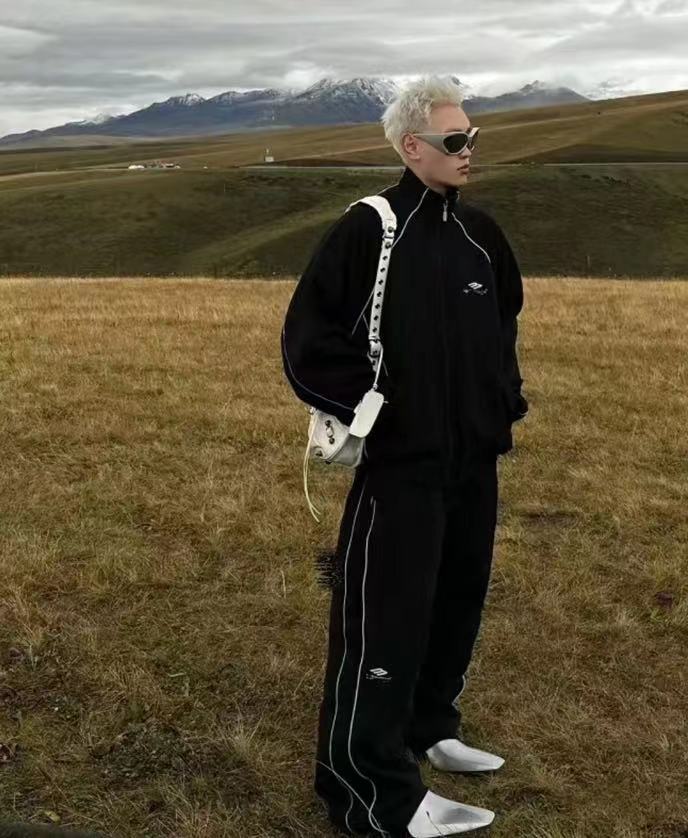 Clothes Balenciaga 100