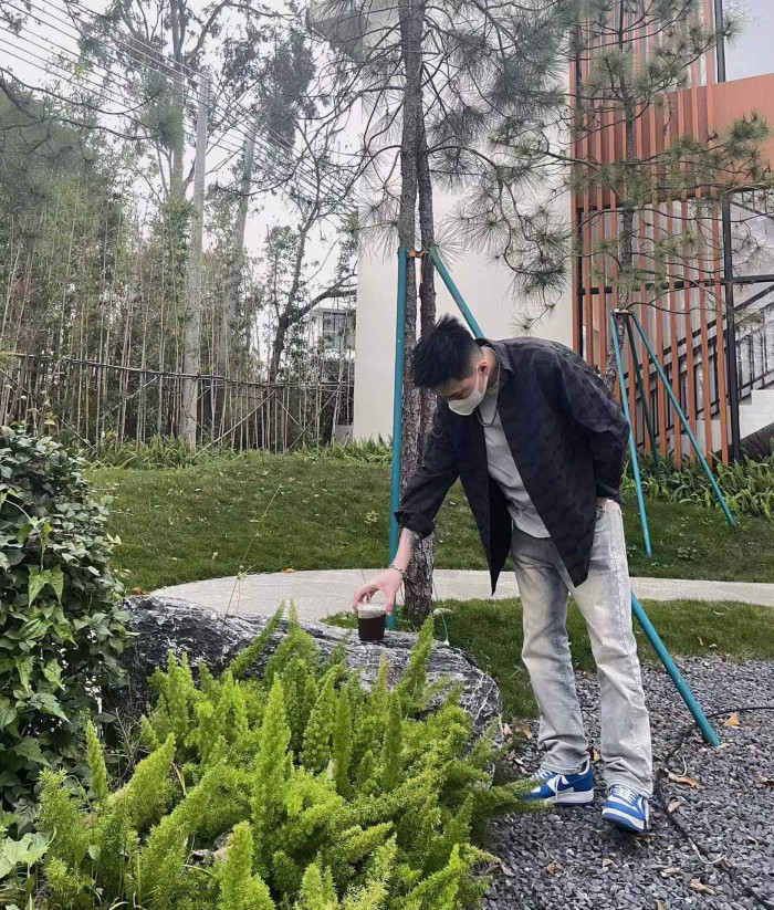 Clothes Balenciaga 18