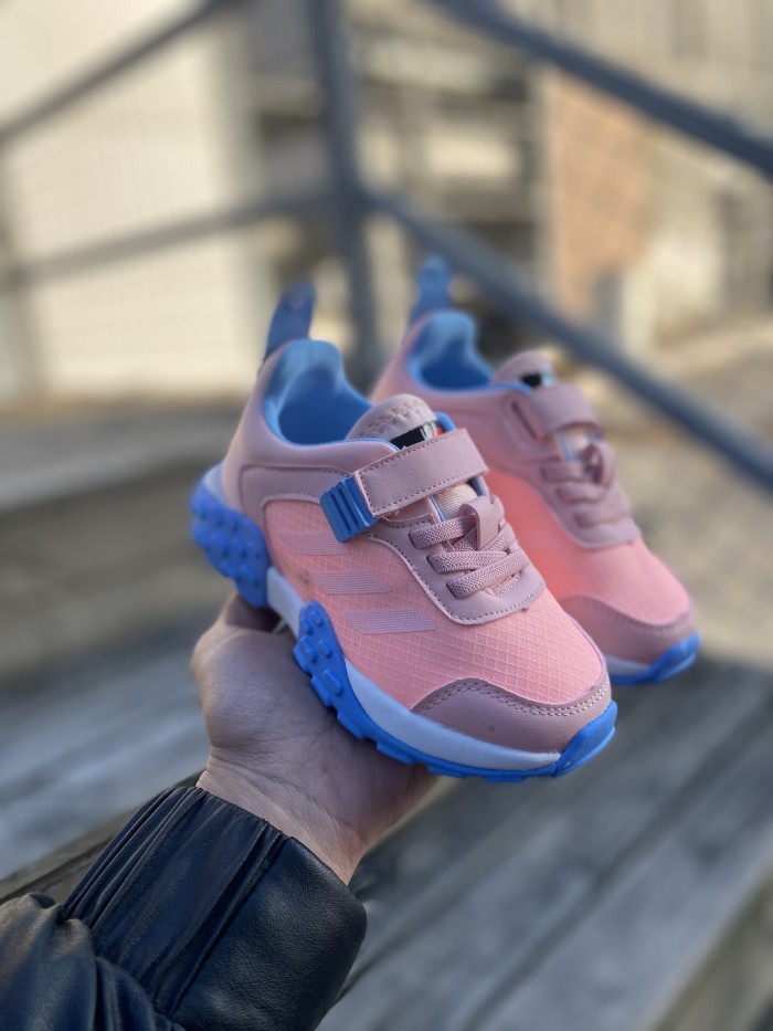 kids AD shoes 3