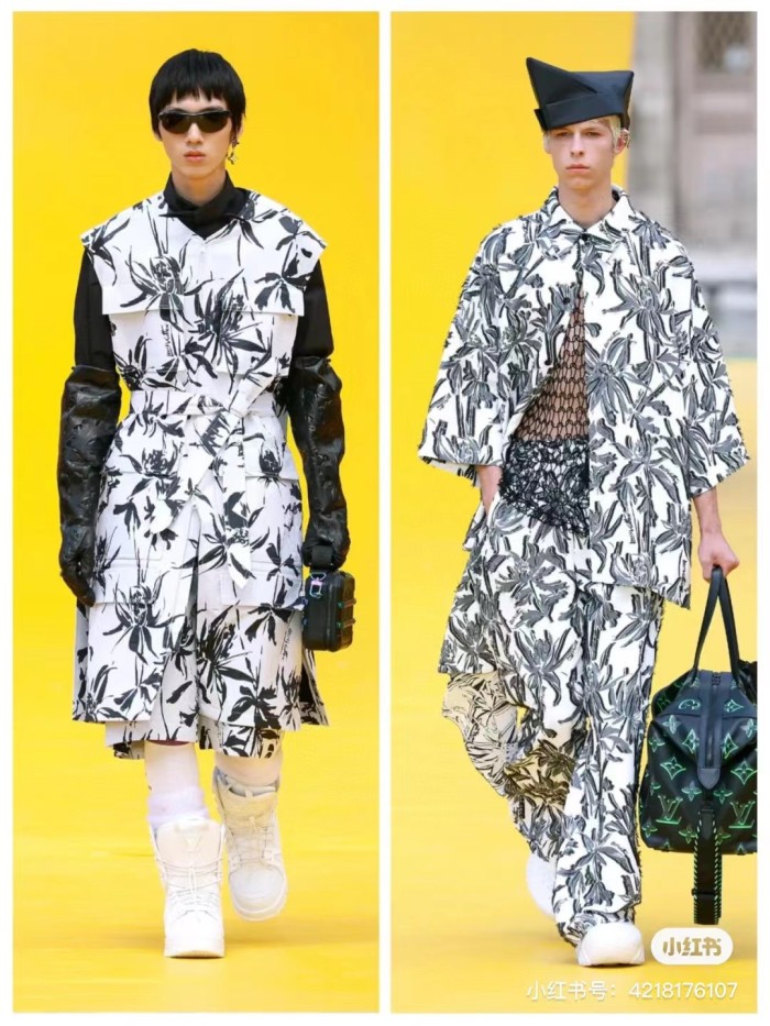 Clothes Louis Vuitton 80