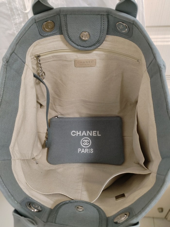 Handbag Chanel size 38 cm