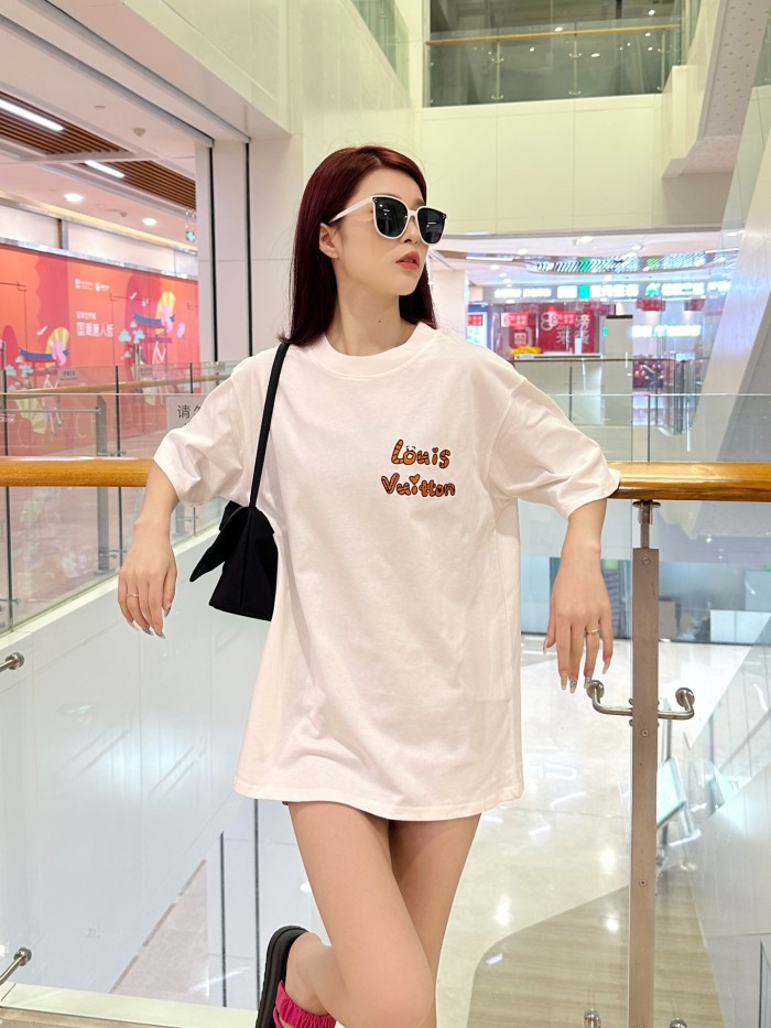 Clothes Louis Vuitton 435