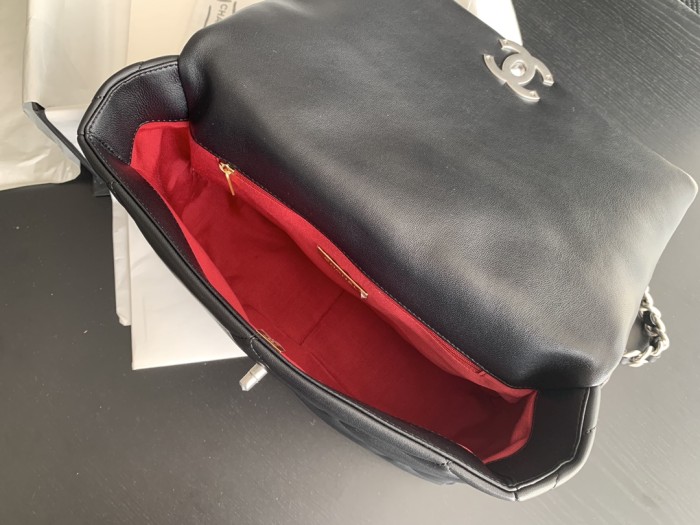 Handbag Chanel size 26cmx16cmx9 cm