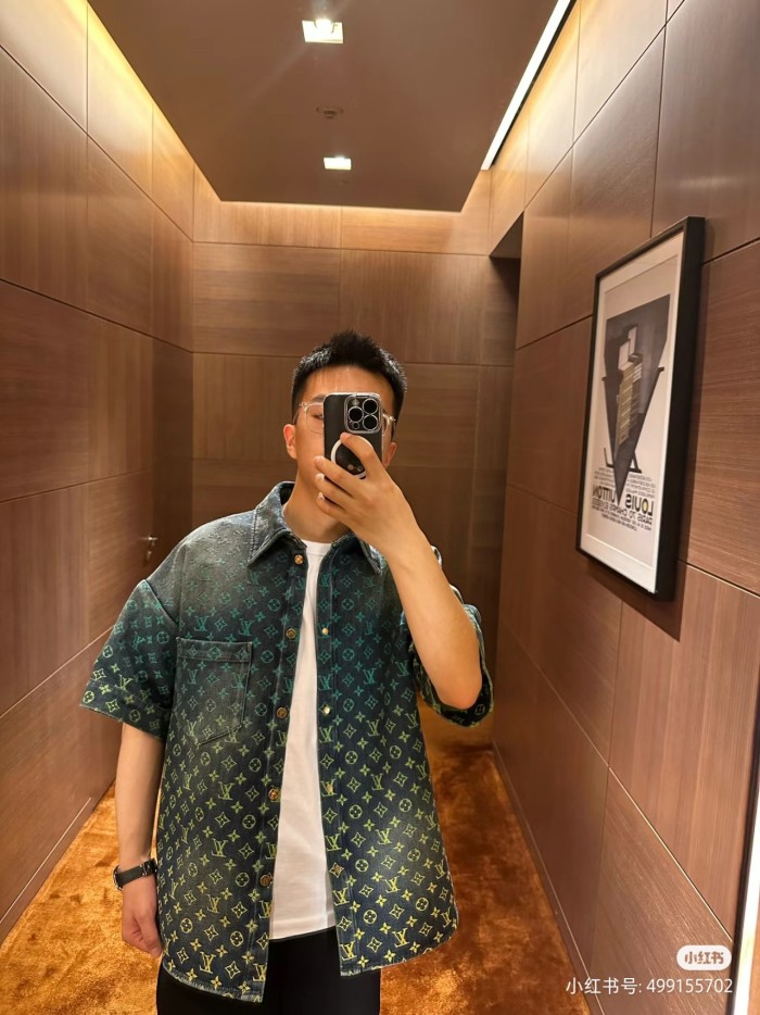 Clothes Louis Vuitton 165