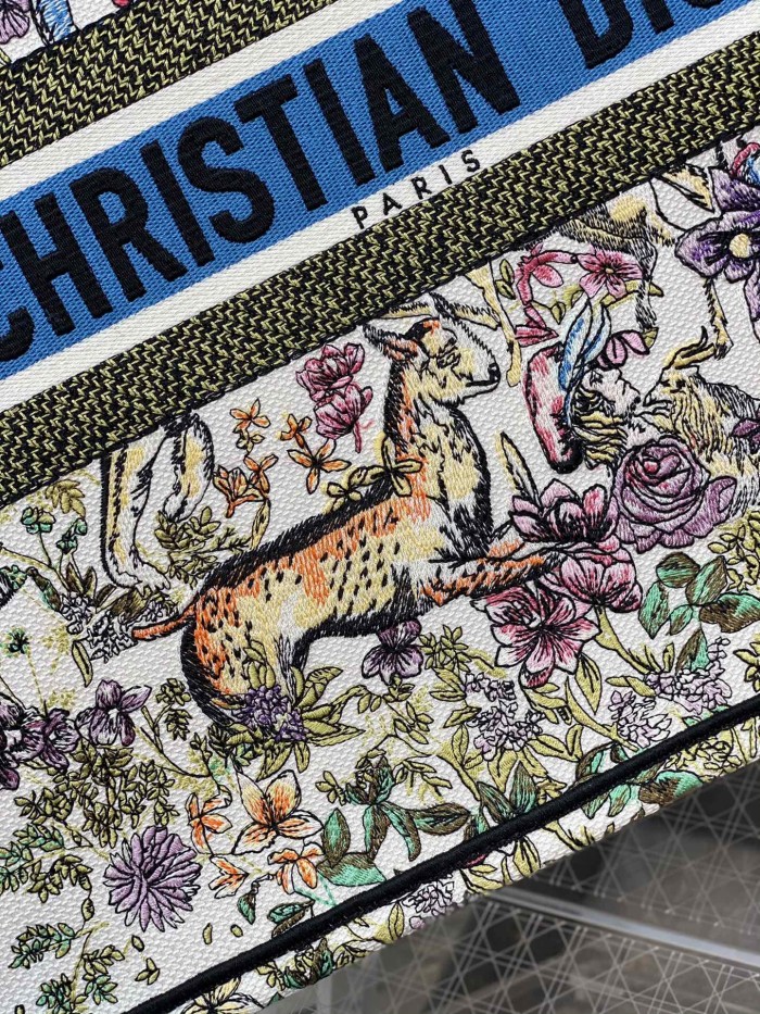 Handbag Dior size 42*18*35 cm