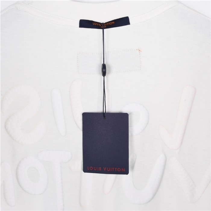 Clothes Louis Vuitton 313