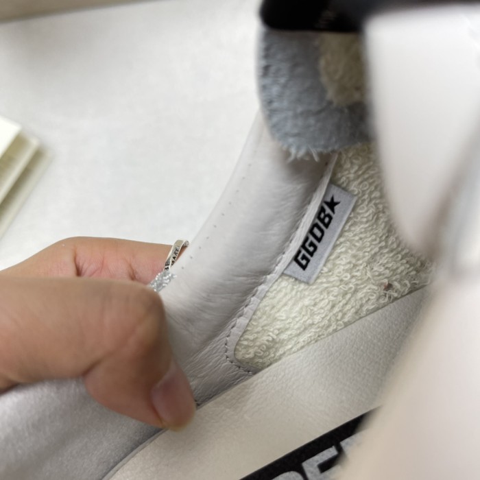 Golden Goose Superstar distressed-finish sneakers 30