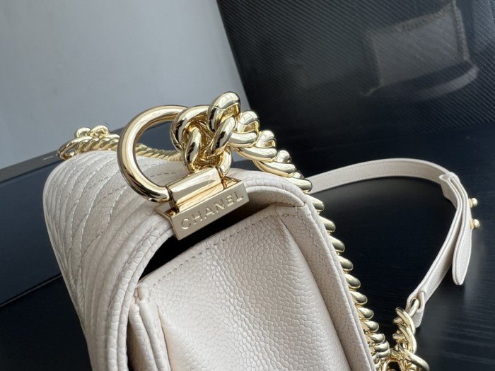 Handbag Chanel size 25 cm