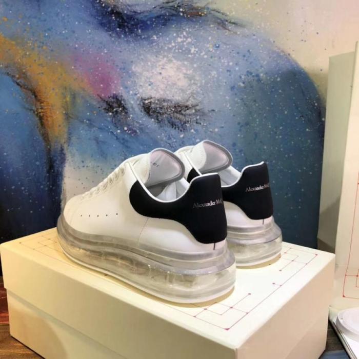 Alexander McQueen Oversized Clear Sole Black