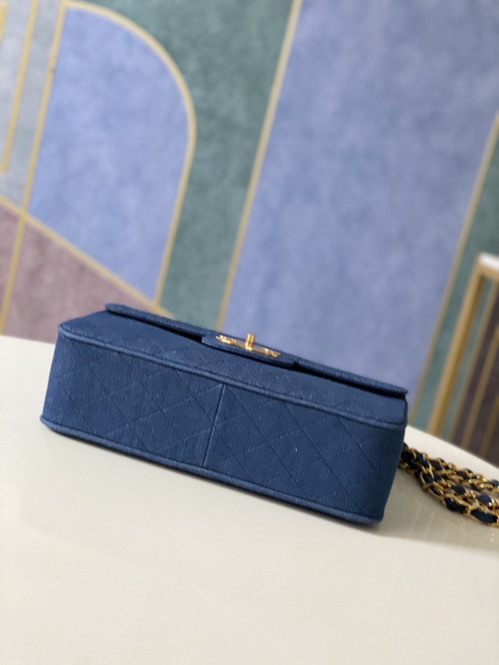 Handbag Chanel A88 size 30.21.8 cm