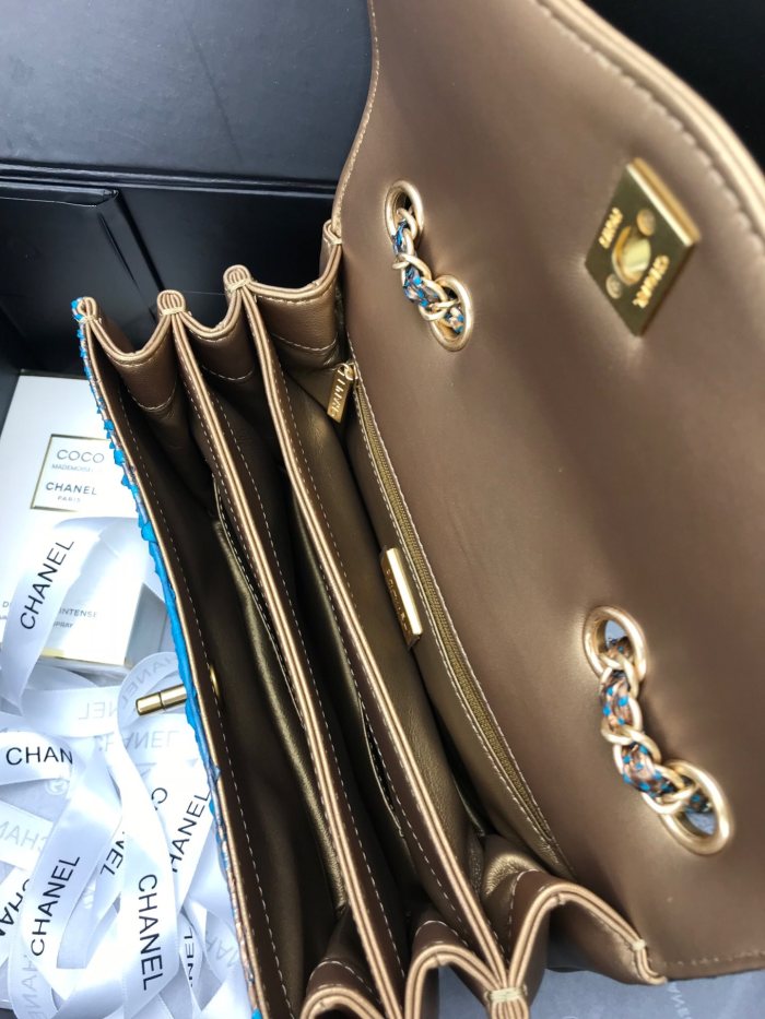 Handbag Chanel size 24.5cm*15.5cm*8.5 cm