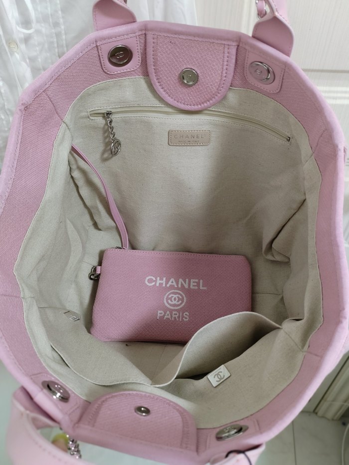 Handbag Chanel size 38 cm