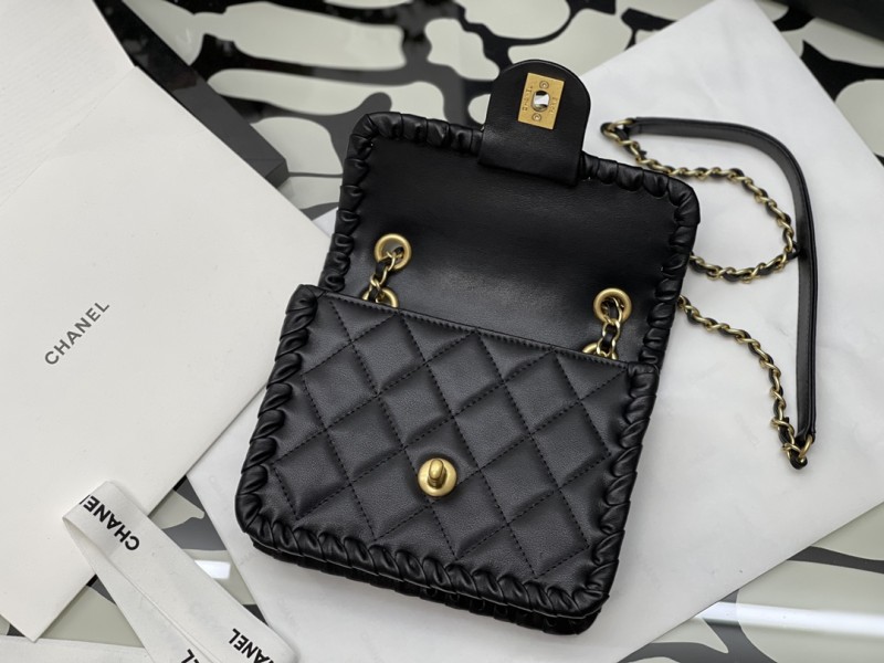 Handbag Chanel size 15*19*6* cm