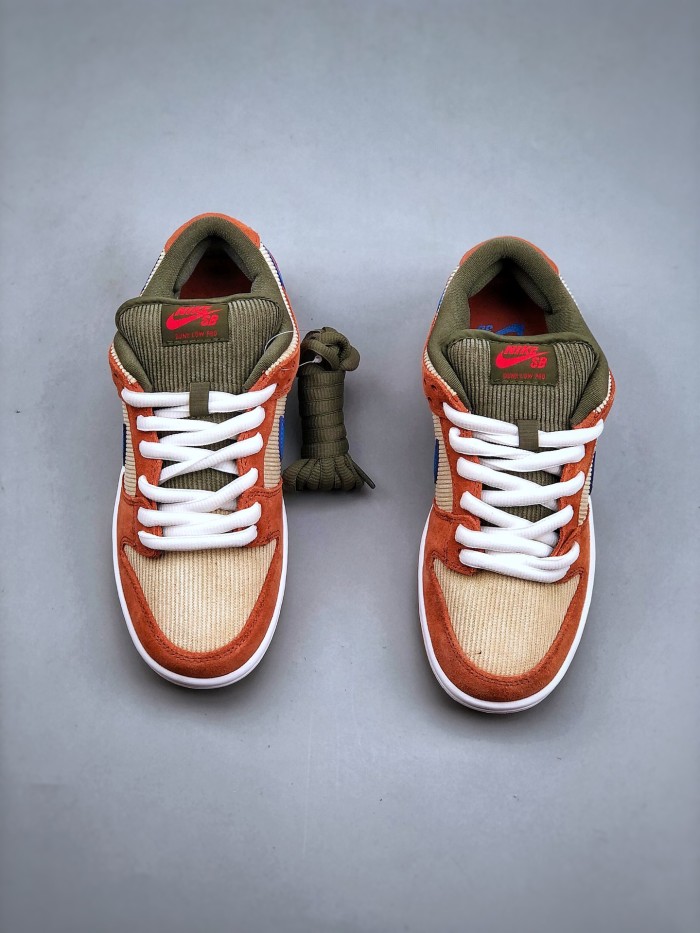 Nike SB Dunk Low Corduroy Dusty Peach