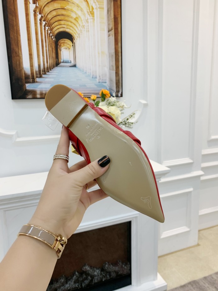 VALENTINO GARAVANI Roman Stud WOMEN 33