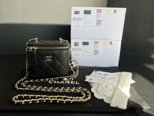 Handbag Chanel A1447 size 8.5cmx11cmx7 cm