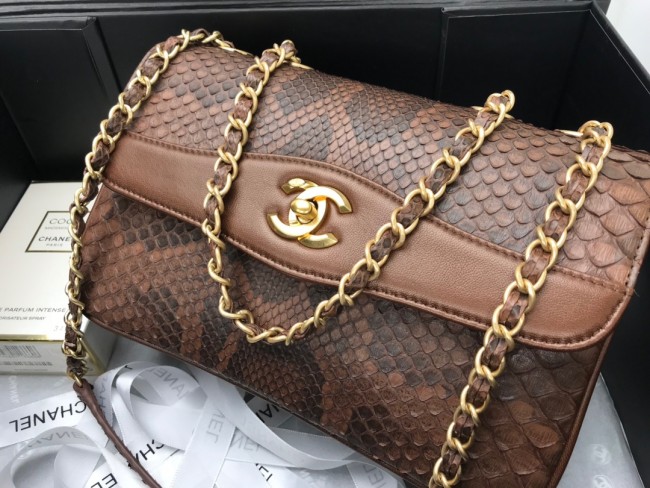Handbag Chanel size 24.5cm*15.5cm*8.5 cm
