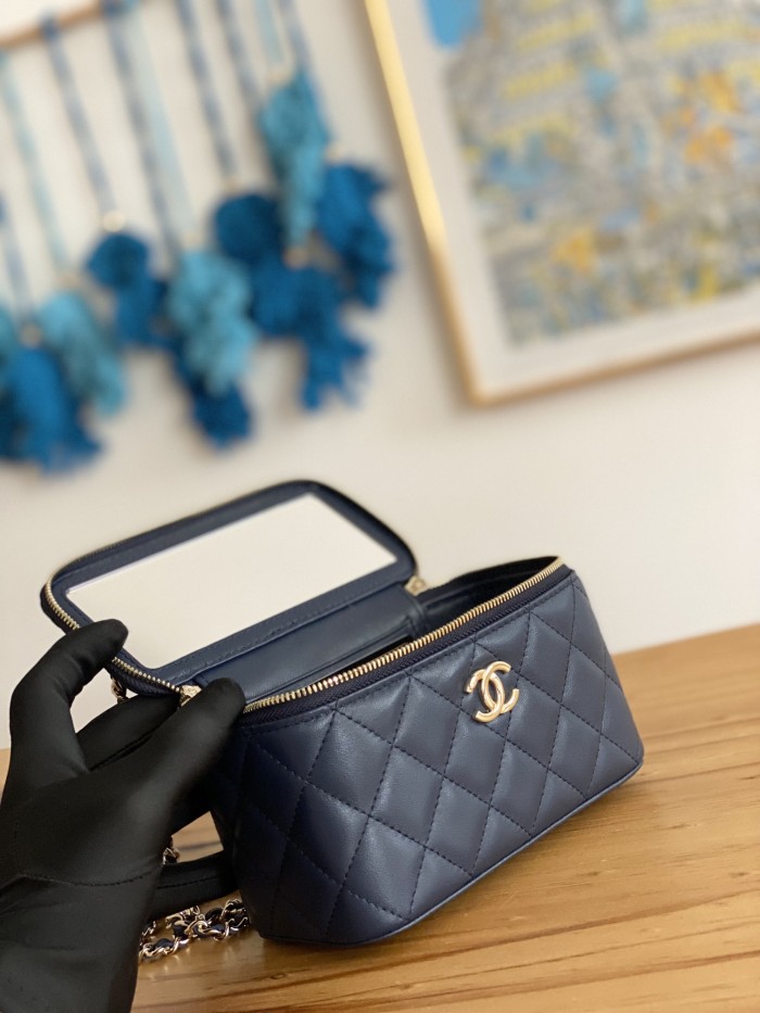 Handbag Chanel 81208 size 9.5 17 8 cm