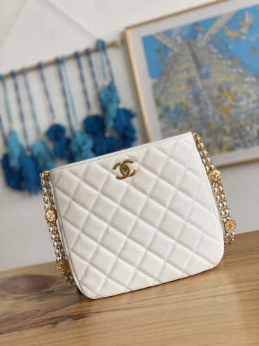 Handbag Chanel 3400 size 25.5*21.5*8 cm