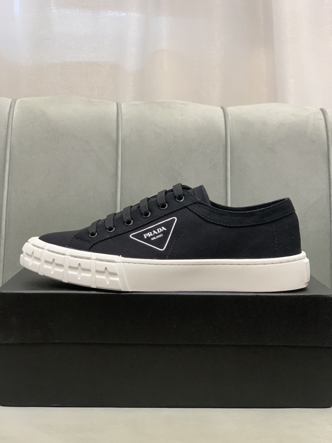 Prada Wheel Cassetta sneaker 2